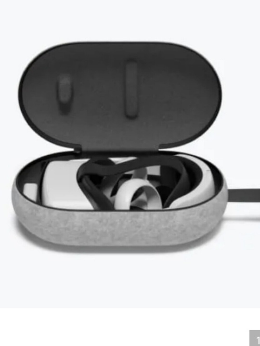 Oculus Quest 2 Case, Gray Felt, Unused